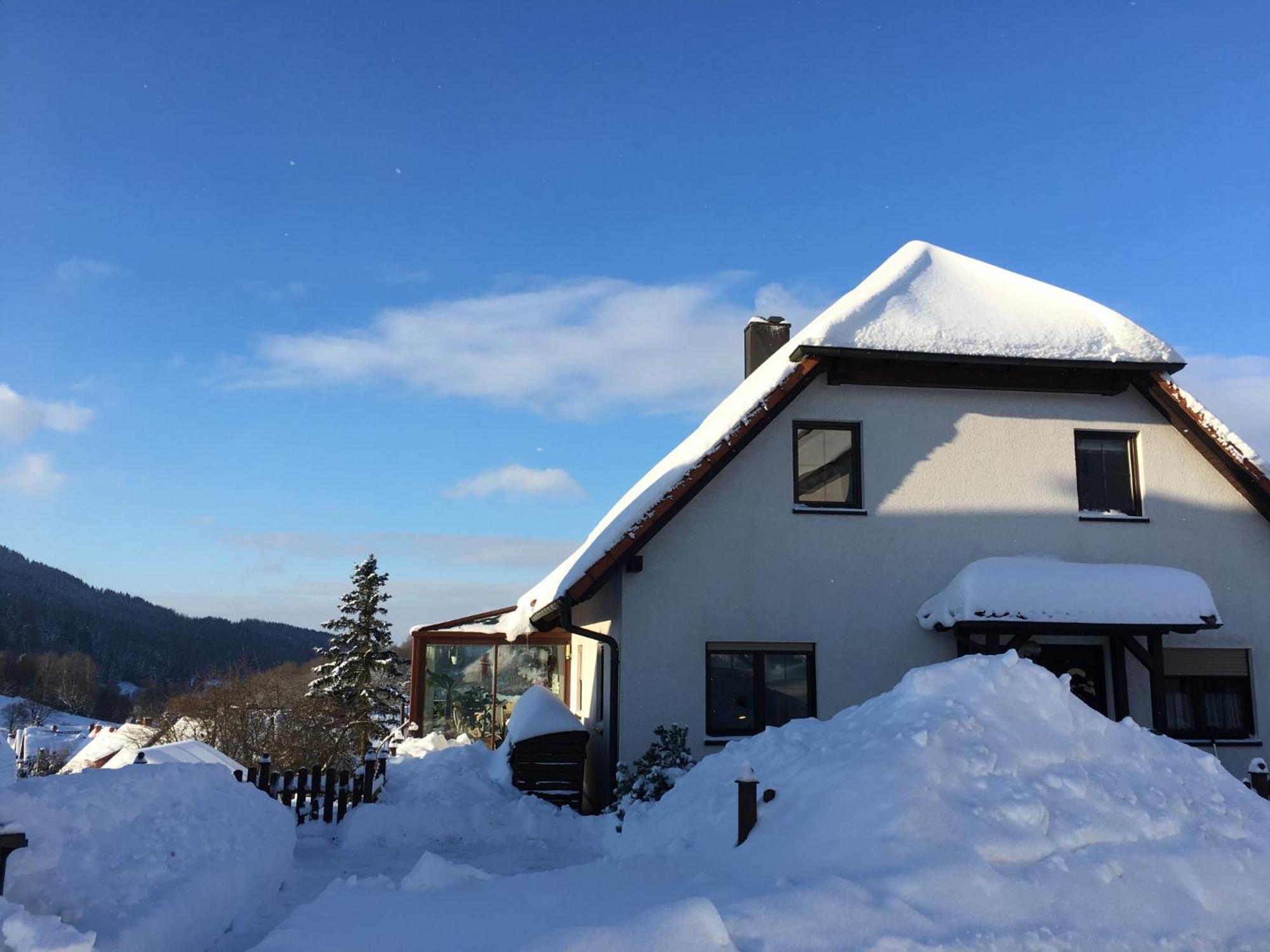 Ferienwohnung Rennsteigblick Suhl Dış mekan fotoğraf