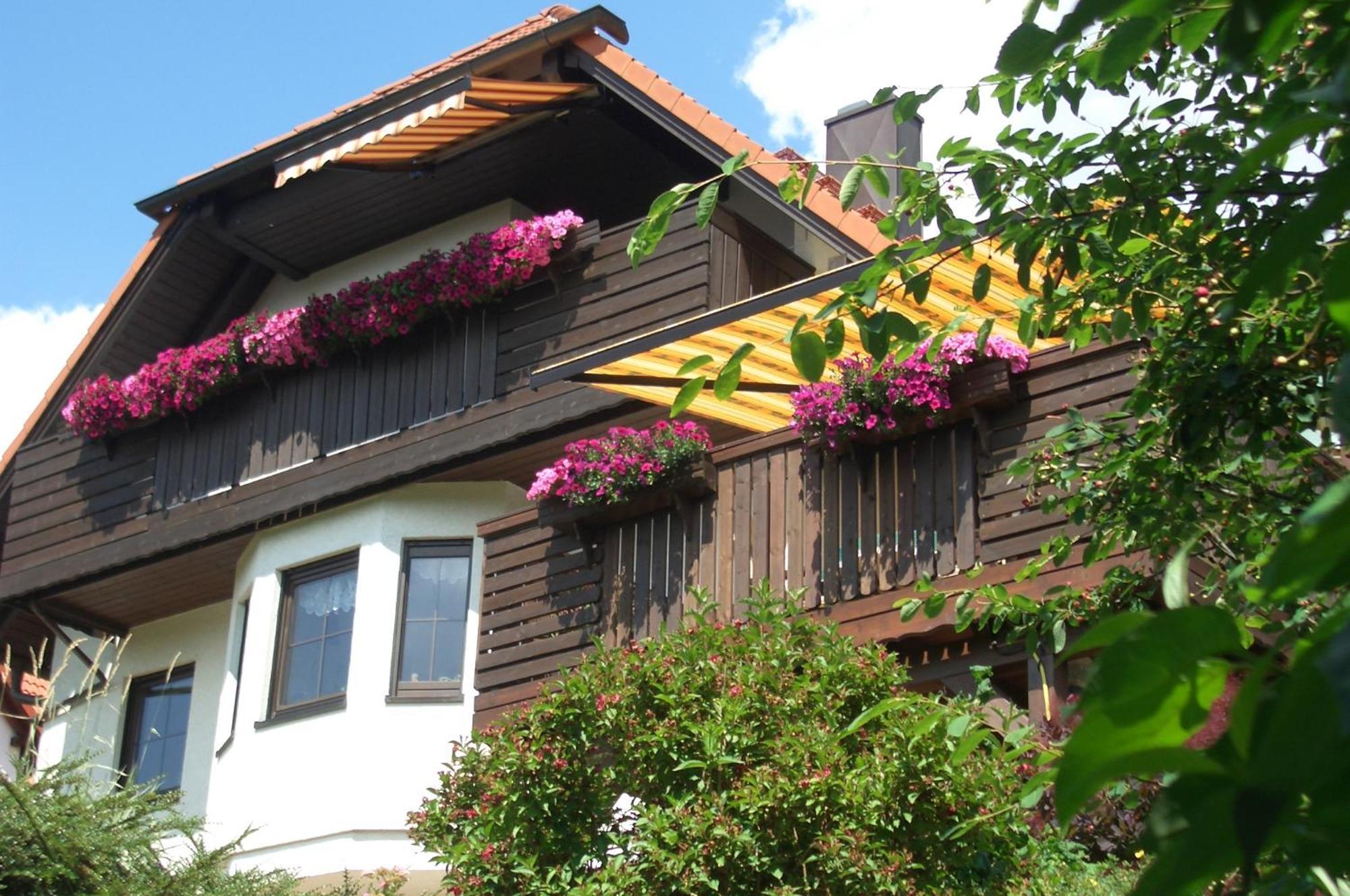 Ferienwohnung Rennsteigblick Suhl Dış mekan fotoğraf